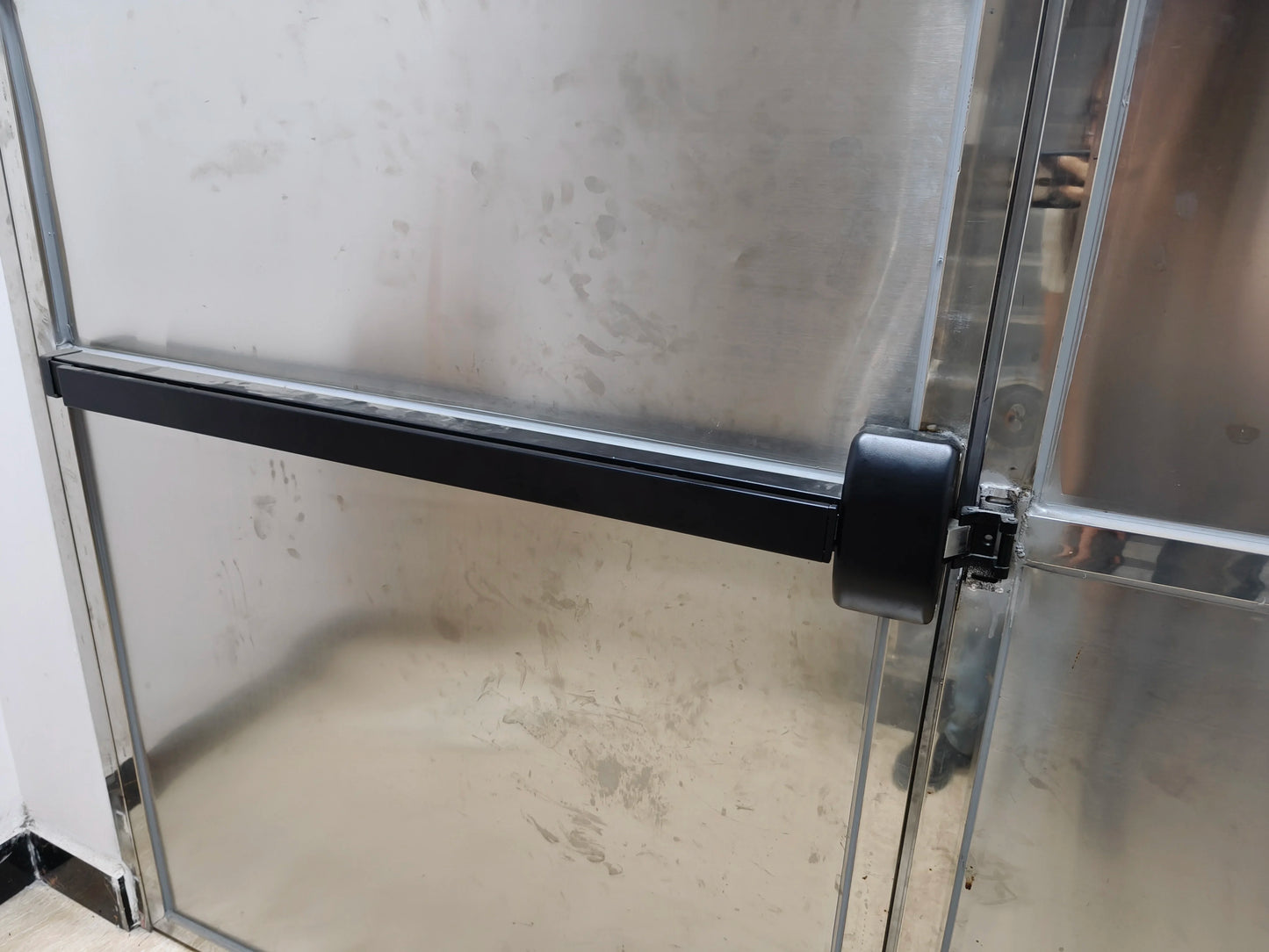 Bread Head Styles Panic Bar Door Touch Bar Panic Exit Device,Fire Door Push Bar Panic Lock,with Mexico Certificate.