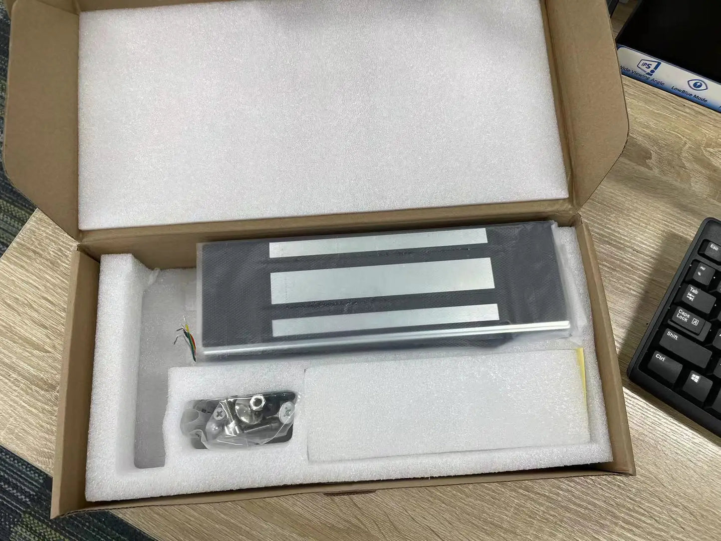 1500LBS/750KG Waterproof Electromagnetic  Door Lock With Holding Force for Door Access Control System,Single Door 12V